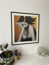 Įkelti vaizdą į galeriją , Paveikslo "Mergina Su Plunksnomis" popierinis printas